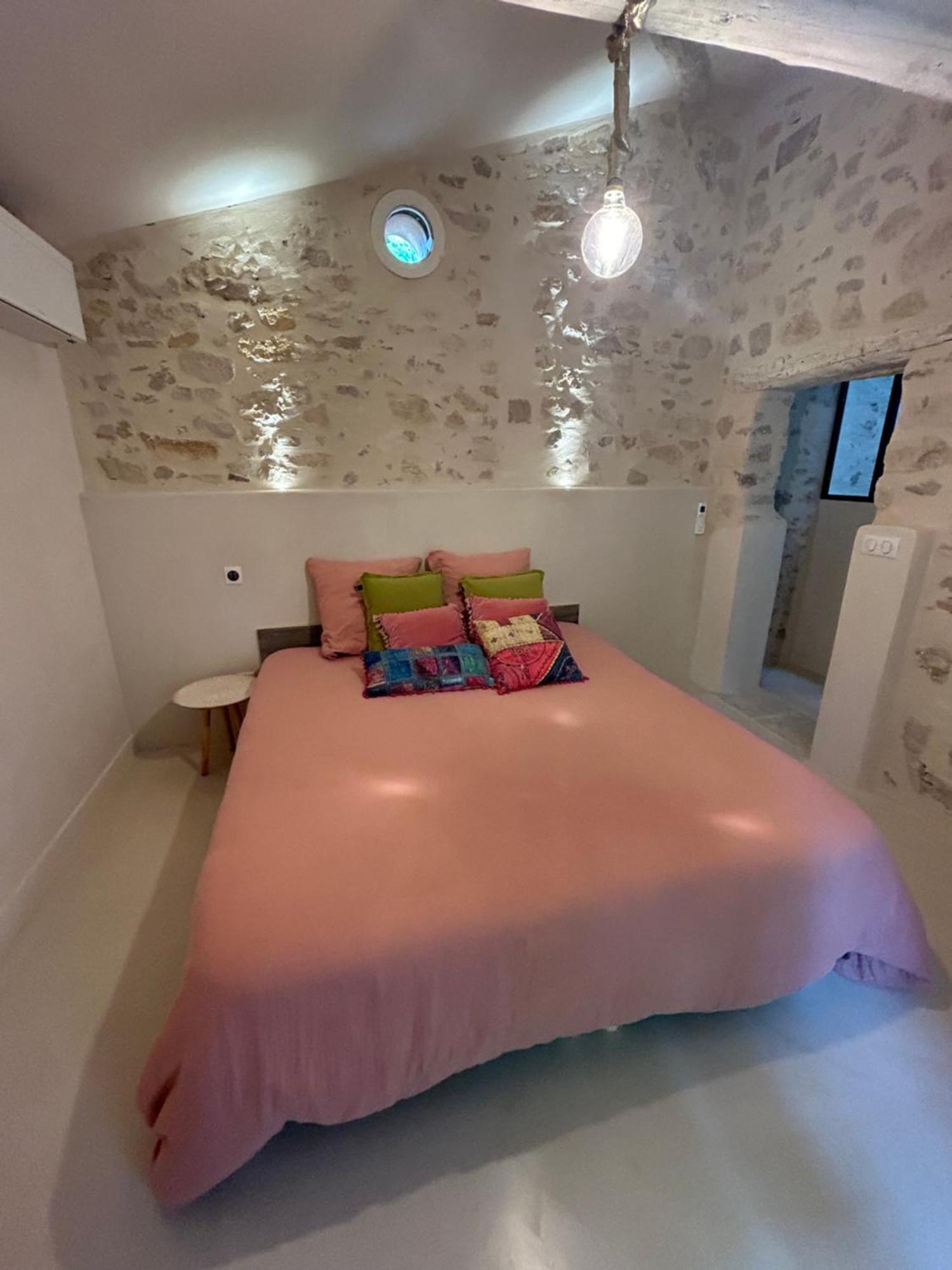 Maison D'Hotes La Datcha Маноск Экстерьер фото